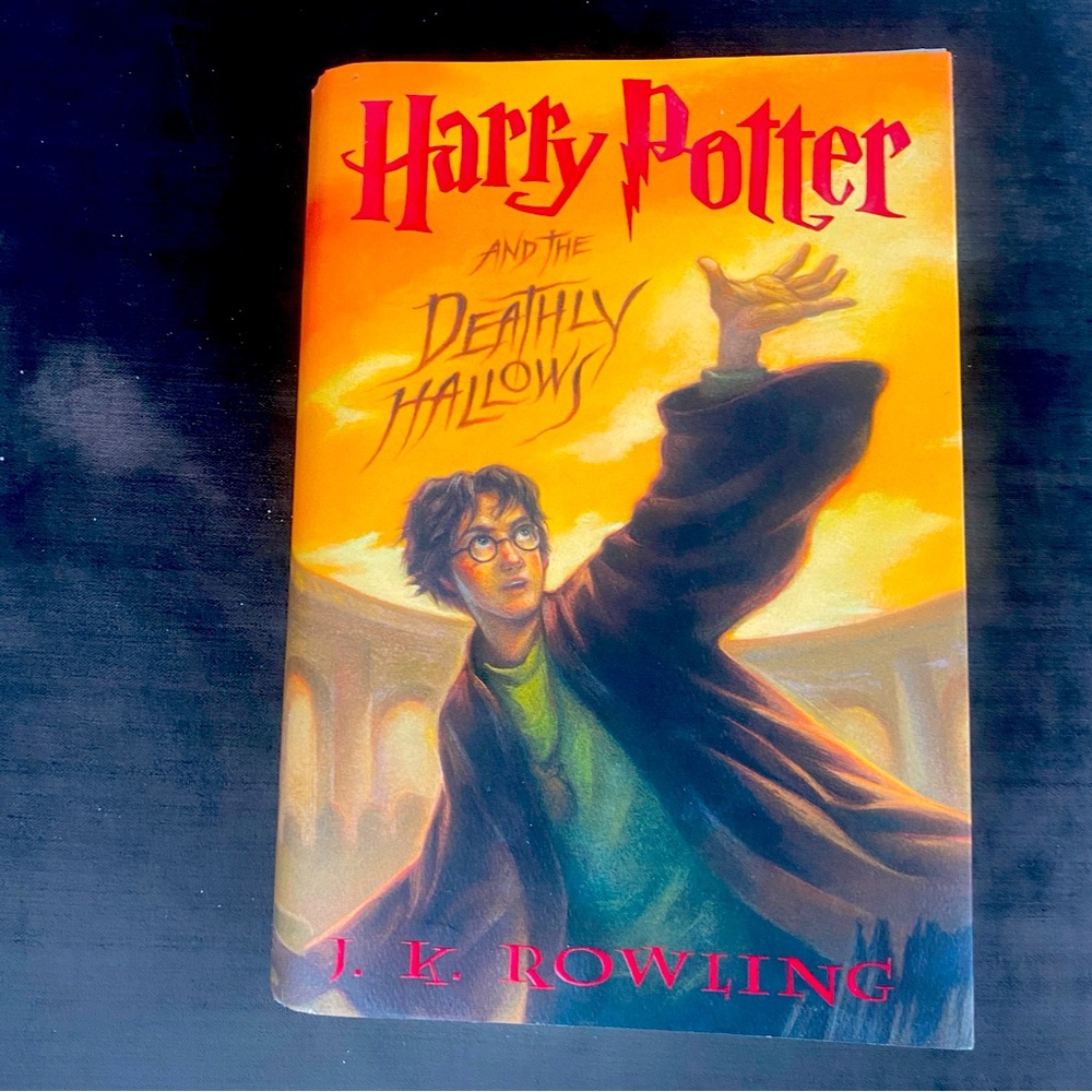 ⭐️J. K. Rowling ⭐️ Harry Potter And The Deathly Hallows 1st Edition July 2007